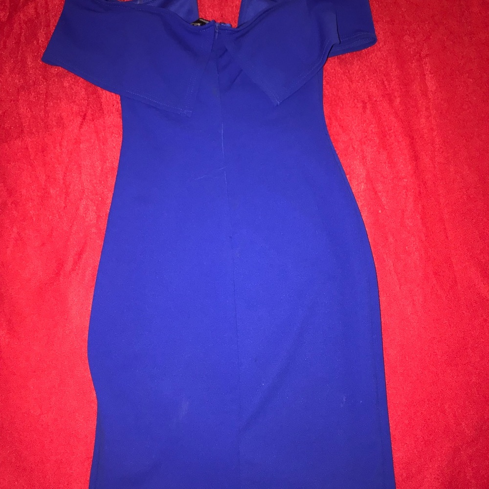 Dress - Picture 2 of 2